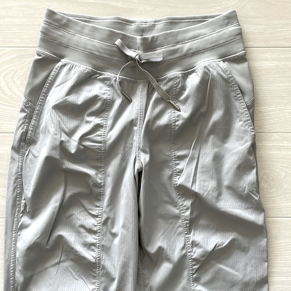 Lululemon Athletica Light Grey Dance Studio Pant - Picture 2 of 9